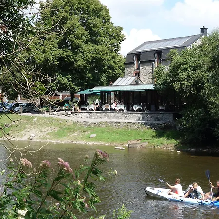 Hotel/restaurant A La Ferme 3* 페리에르