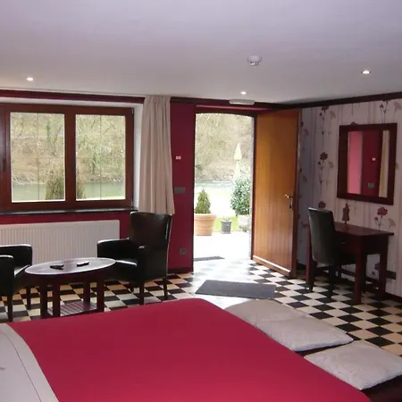Hôtel/restaurant à La Ferme 3*