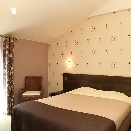 Hôtel/restaurant à La Ferme